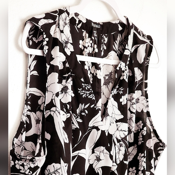 Roz & Ali Women's Plus Size Tank Floral Polyester Sz 1X - Picture 3 of 8